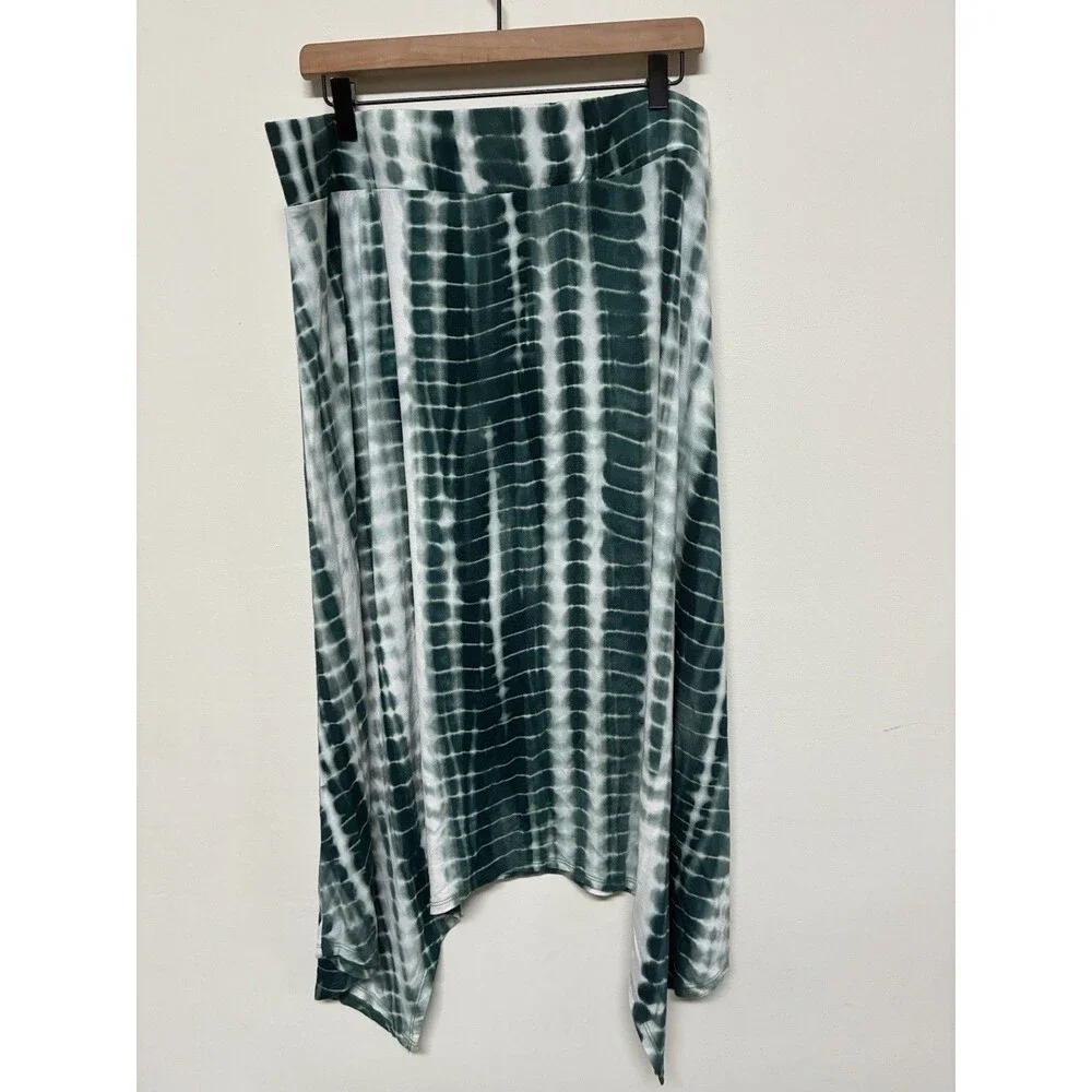 LOGO by Lori Goldstein Women’s Bi-Stretch Skirt Size XL Pull On Tie Dye Green
